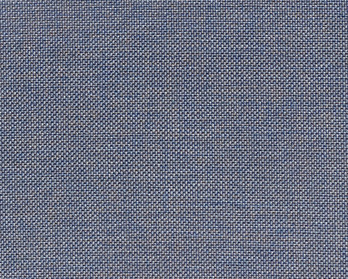 735